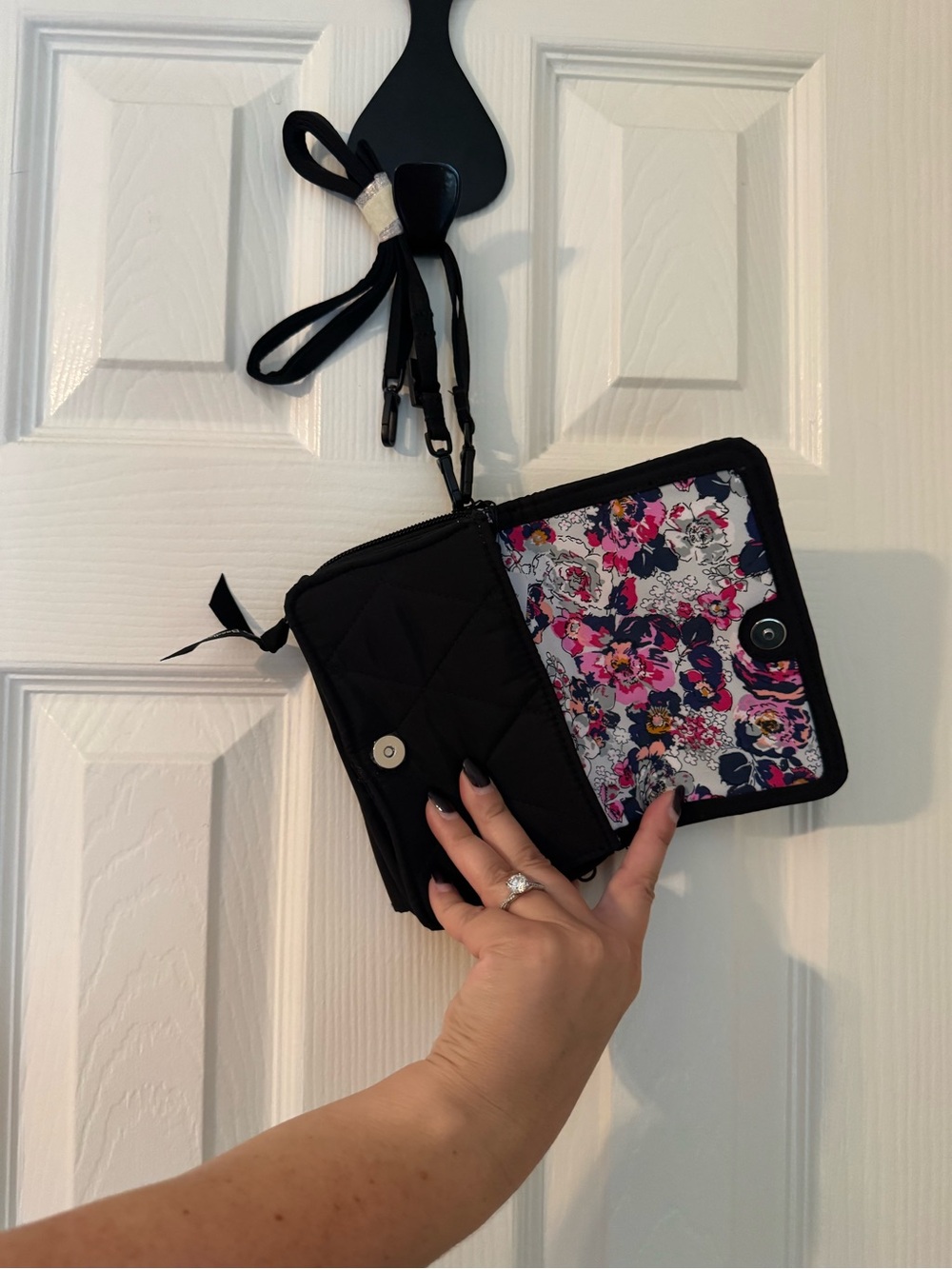 Vera Bradley Black Quilted Crossbody Wallet with Adjustable Strap - Picture 2 of 6